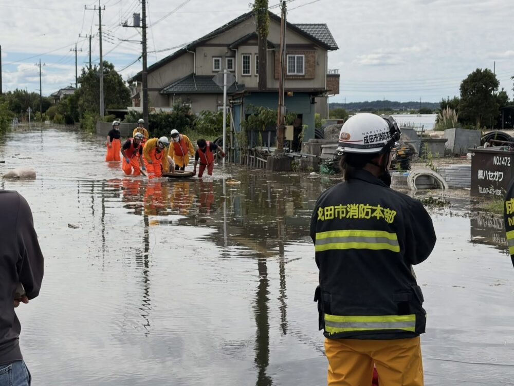 救援活動が続く印旛沼周辺地区。現場の声を復旧支援につなげます。（写真5）