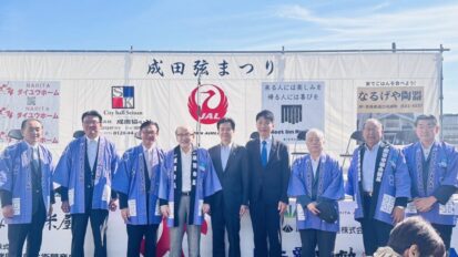 母校吾妻小学校運動会、第32回「成田弦まつり」の開会式へ。